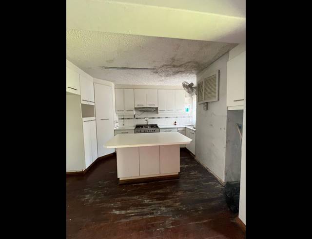 3 BEDROOM DUPLEX FOR SALE IN MANORS